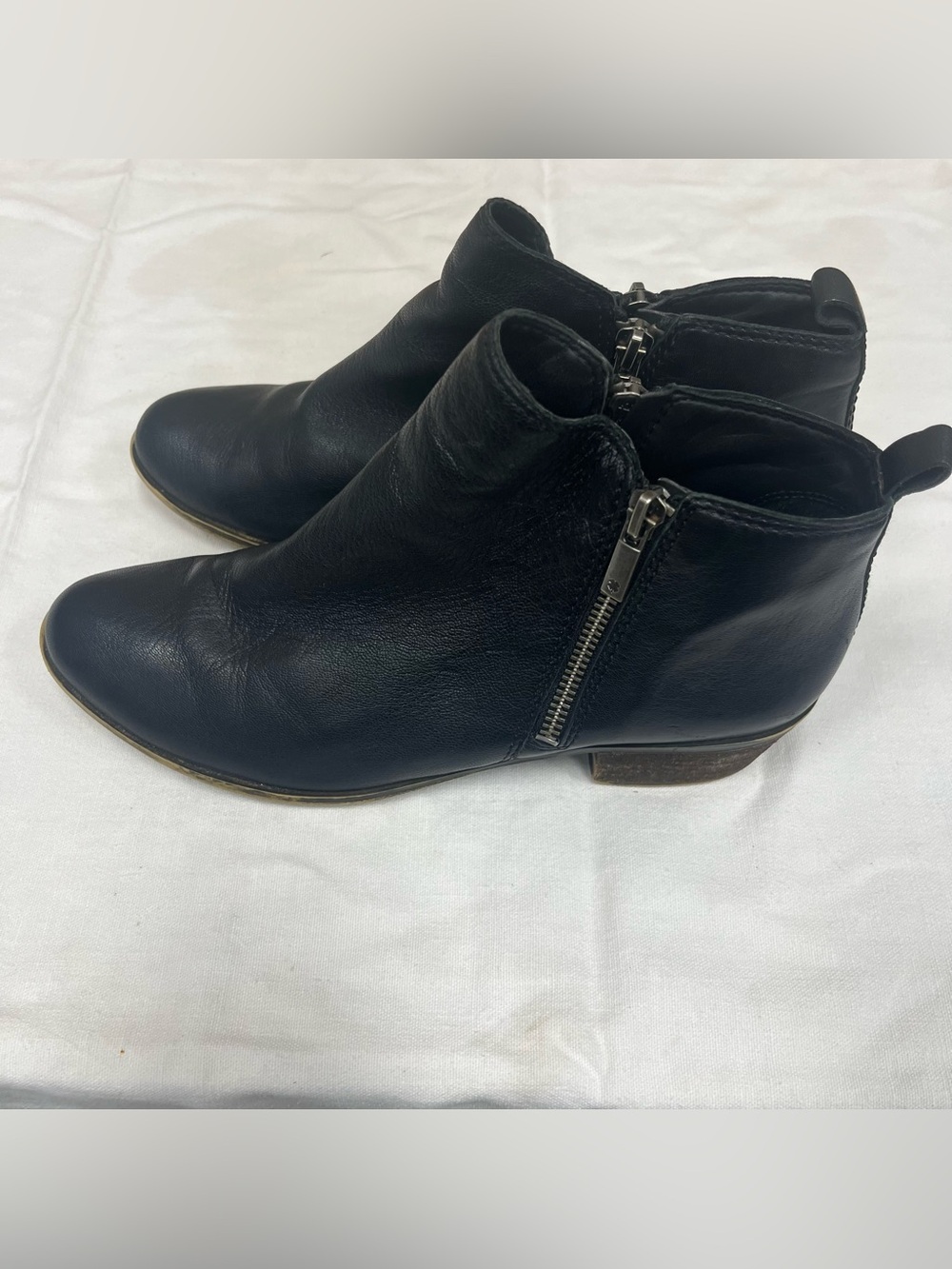 Women’s Black Lucky Brand Leather Ankle Boot with Side Zipper Size 9